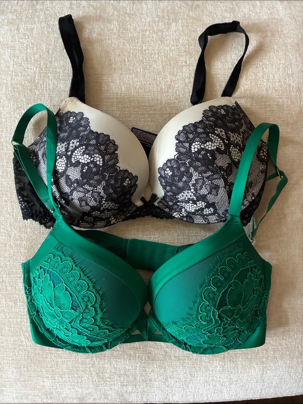34D Victoria’s Secret Push-Up Bra Bundle Dream Angels and Very Sexy